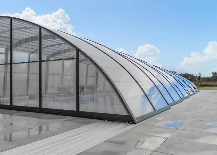 Vakantiehuis Lovely In With Sauna Jezierzany